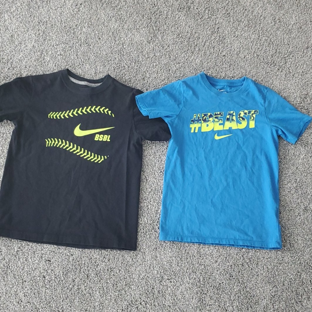 Bundle2 Nike Short Sleeve Shirts